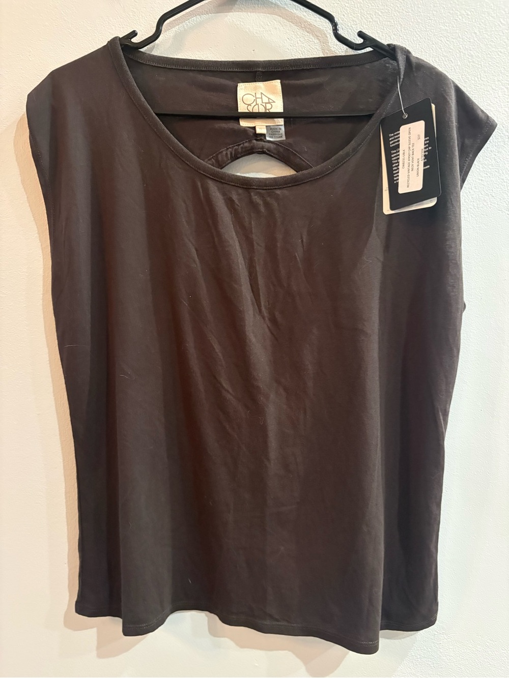Chaser Vintage Jersey Cap Sleeve Open Neck Vent Back Tee In Union Black.